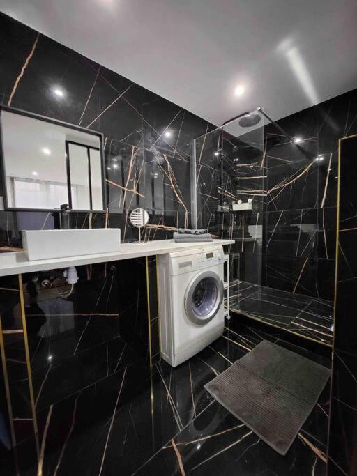 Superbe Appartement A 8 Minutes De La Nation. Париж Екстериор снимка